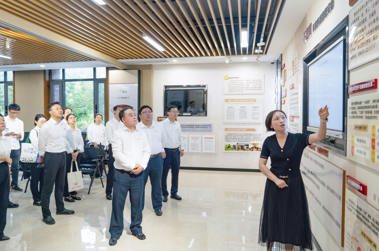 1750514462411862.png screenshot_2025-06-21_22-00-44.png